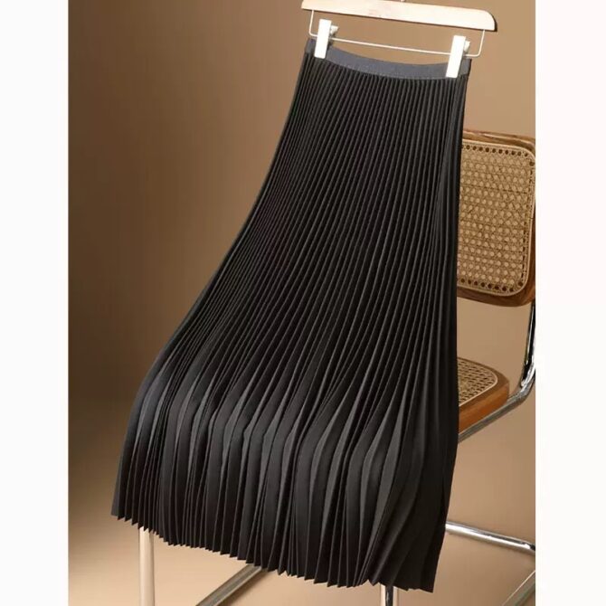 Elegant Solid Satin Pleated Midi Skirt – Plus Size Versatile Style - 图片 11