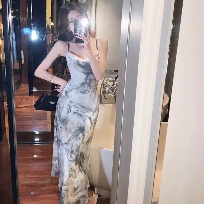 Elegant Backless Midi Dress – French-Inspired Summer Sleeveless Dress - 图片 4