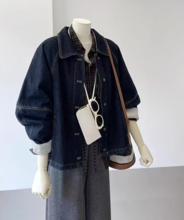 Contrast collar denim shirt jacket