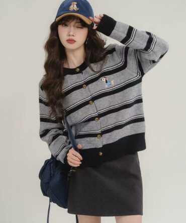 Striped embroidered knitted cardigan