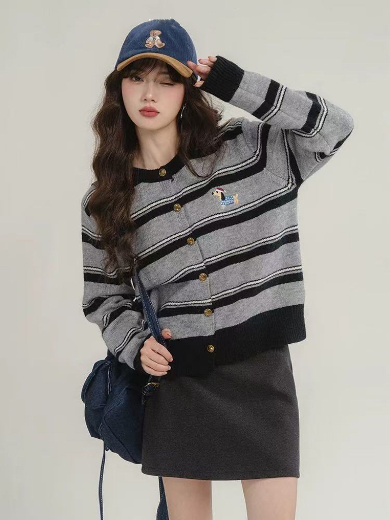 Striped embroidered knitted cardigan