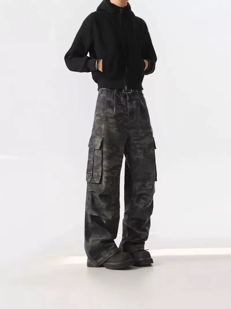 Camouflage multi-pocket workwear wide-leg trousers