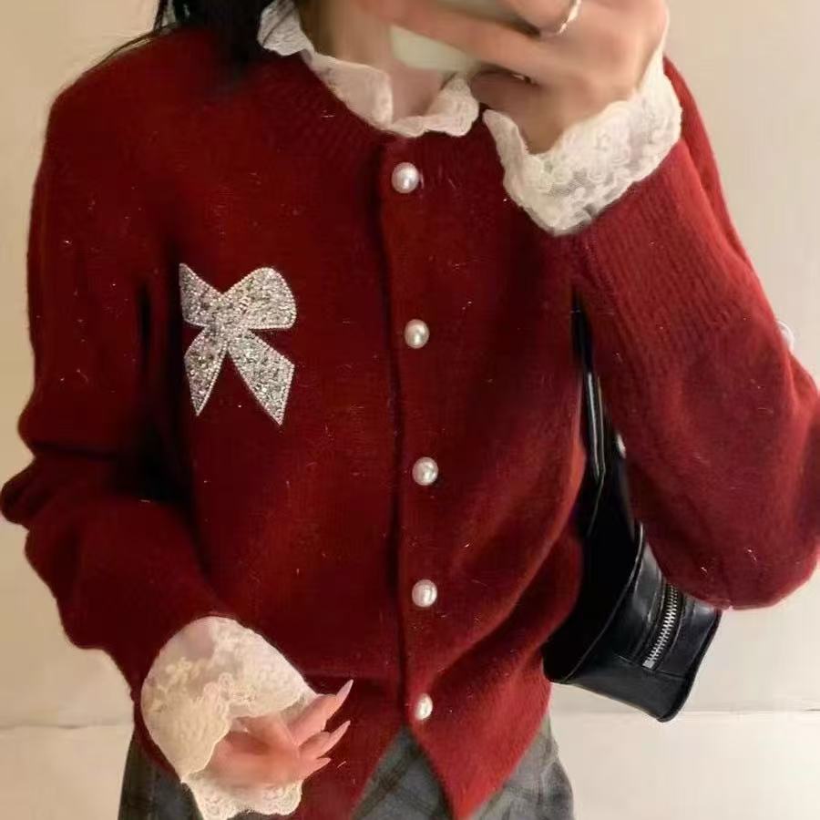 Bow-decorated round-neck knitted cardigan