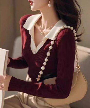 Contrast color lapel knitwear