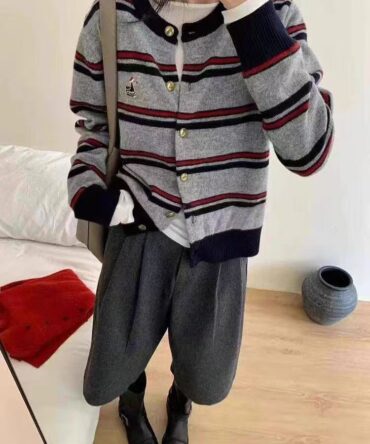 Striped embroidered round-neck knitted cardigan